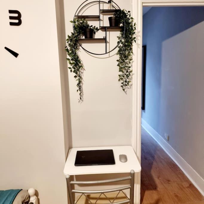 Stylish Apartment, Self Check-In, Ideal 4 Contractors, 25Mins To Gatwick Airport Thornton Heath エクステリア 写真